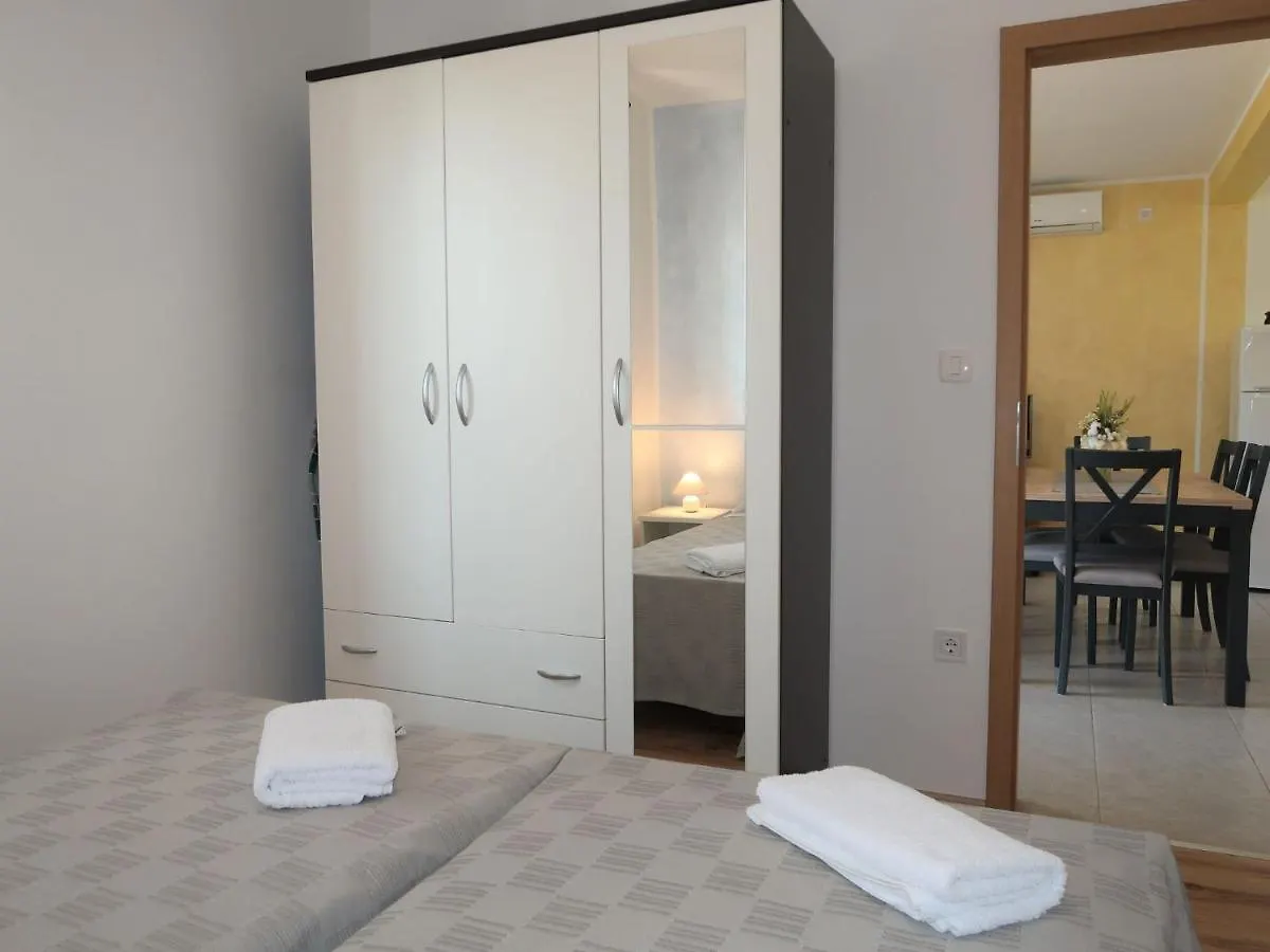 Holiday Home Fortica - Lbn330 By Interhome Nedeščina クロアチア